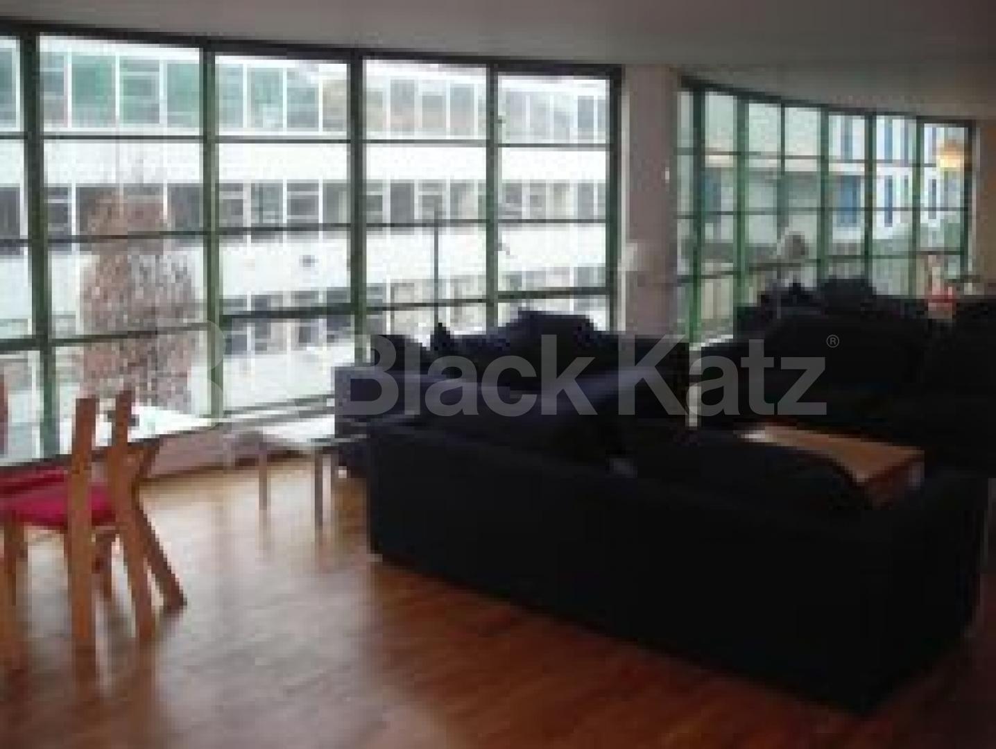 			Must be seen, 1 Bedroom, 1 bath, 1 reception Apartment			 The Glass House Building, Camden